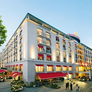 Grand Elysee 5*, Hamburg-Harburg Duitsland